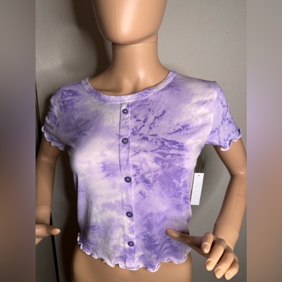 NORDSTROM abound NEW purple tie-Dye short sleeve lettuce hem button top - large - Picture 2 of 3
